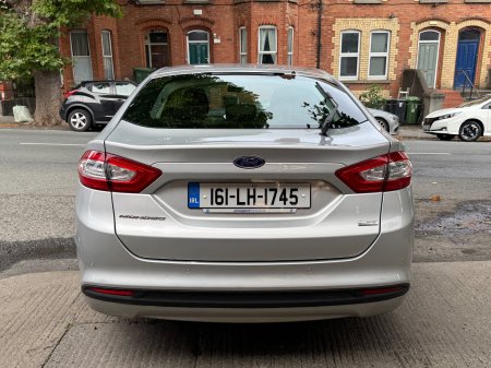 2016 Ford Mondeo - photo 6