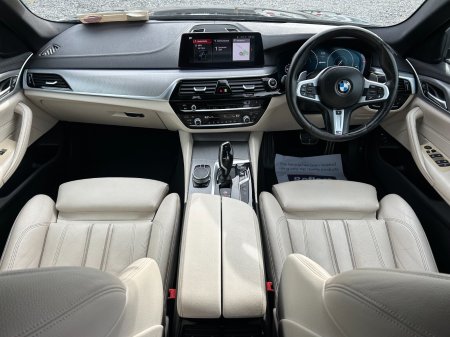 2019 BMW 5-Series - photo 11