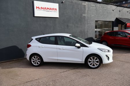 2018 Ford Fiesta - photo 2