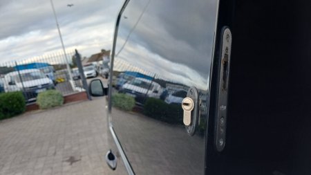 2023 Vauxhall Vivaro - photo 21