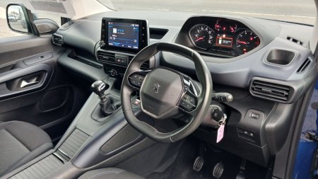 2021 Peugeot Rifter - photo 13