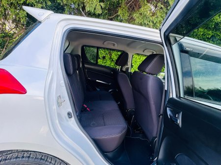 2015 Suzuki Swift - photo 12