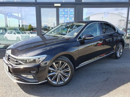2023 Volkswagen Passat - photo 3