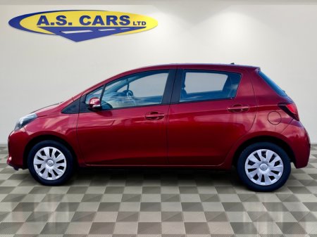 2015 Toyota Yaris - photo 4