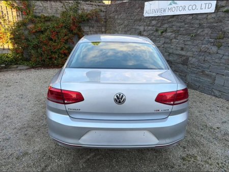 2017 Volkswagen Passat - photo 12