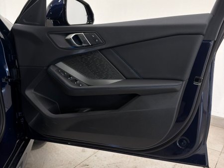 2026 BMW 1-Series - photo 42