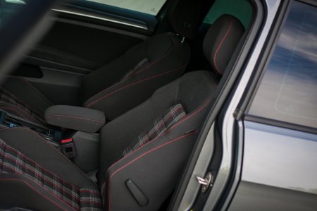 2020 Volkswagen Golf - photo 19