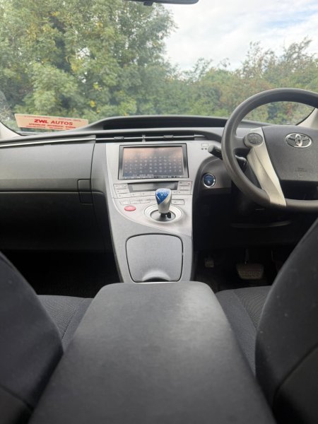 2012 Toyota Prius - photo 15