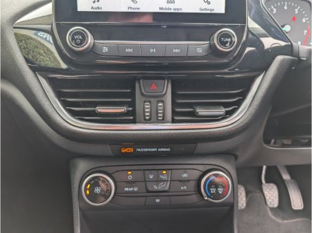 2020 Ford Fiesta - photo 15