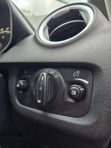 2016 Ford Fiesta - photo 18