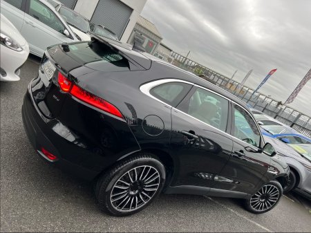 2020 Jaguar F-Pace - photo 7