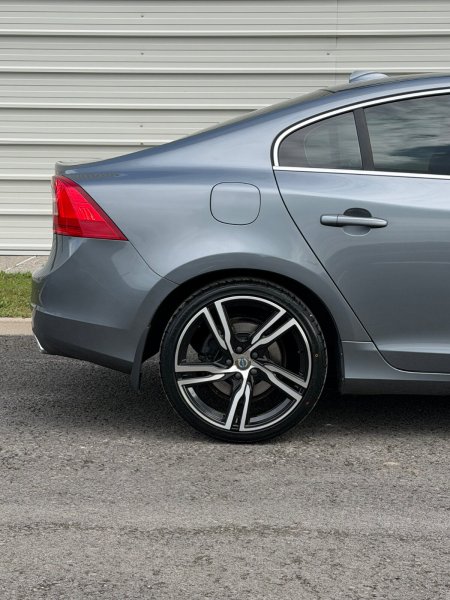 2018 Volvo S60 - photo 15