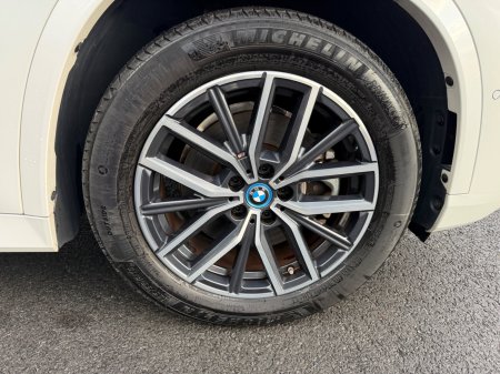 2023 BMW iX1 - photo 13