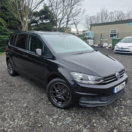 2016 Volkswagen Touran - photo 2