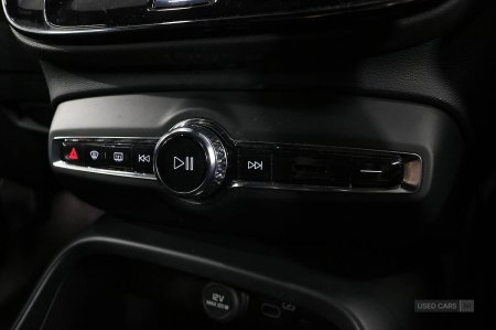 2023 Volvo XC40 - photo 34
