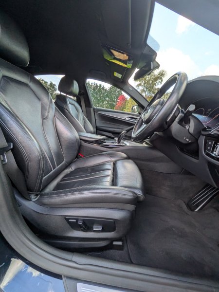 2018 BMW 5-Series - photo 17
