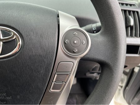 2015 Toyota Prius - photo 23