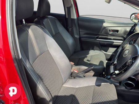 2018 Toyota Aqua - photo 13