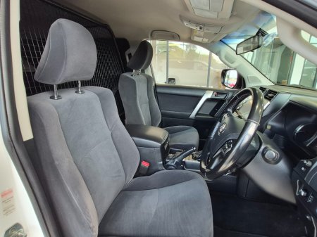 2023 Toyota Land Cruiser - photo 6