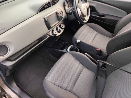 2017 Toyota Yaris - photo 10