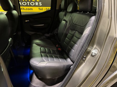 2015 Mitsubishi L200 - photo 12