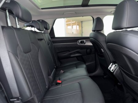 2025 Kia Sorento - photo 5