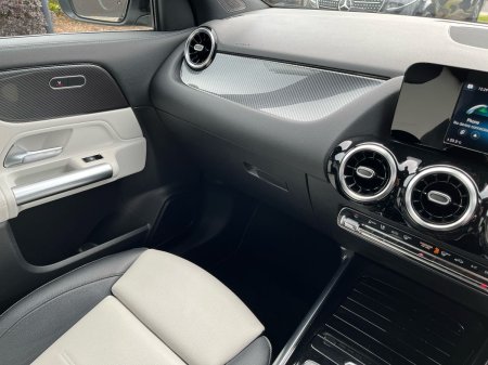 2021 Mercedes-Benz GLA - photo 21