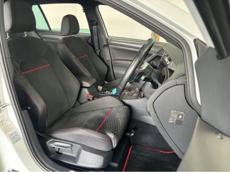 2019 Volkswagen Golf - photo 5