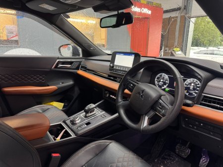 2023 Mitsubishi Outlander - photo 16