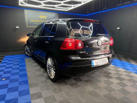 2004 Volkswagen Golf - photo 7