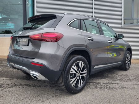 2027 Mercedes-Benz GLA - photo 13