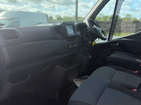 2024 Renault Master - photo 12