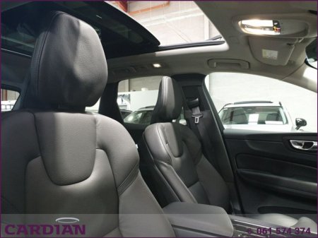 2025 Volvo XC60 - photo 10