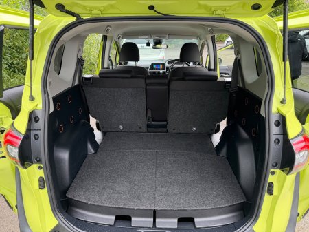 2019 Toyota Sienta - photo 15