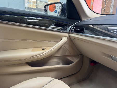 2017 BMW 5-Series - photo 16