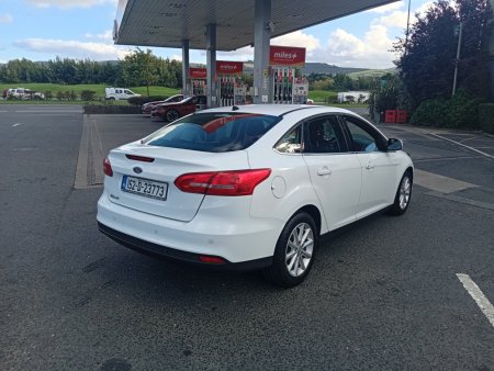 2015 Ford Focus - photo 6