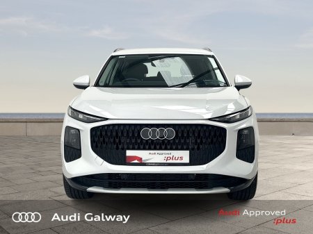 2026 Audi Q3 - photo 2