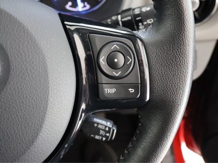 2019 Toyota Yaris - photo 16