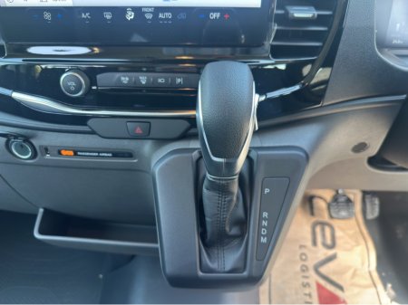 2027 Ford Transit - photo 11