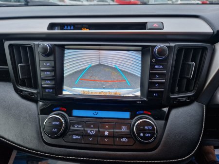 2017 Toyota RAV4 - photo 15