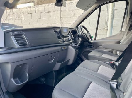 2020 Ford Transit - photo 20