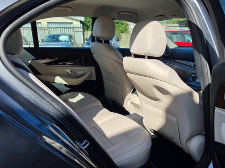 2017 Mercedes-Benz E-Class - photo 13