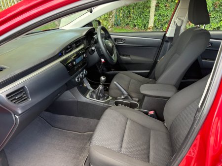 2014 Toyota Corolla - photo 5