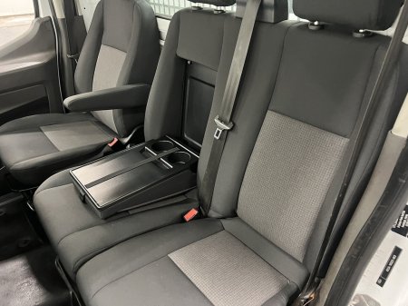 2021 Ford Transit - photo 16