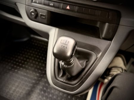 2023 Vauxhall Vivaro - photo 14