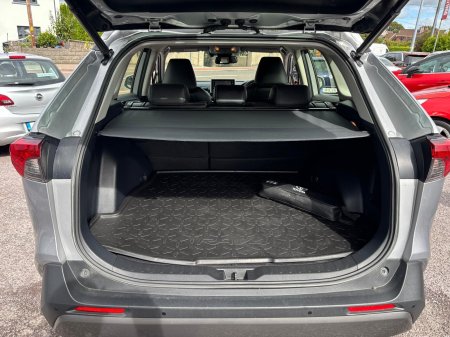 2019 Toyota RAV4 - photo 10