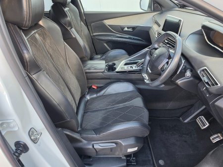 2018 Peugeot 5008 - photo 25