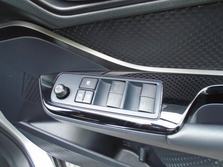 2022 Toyota C-HR - photo 5