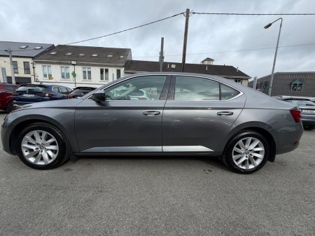 2023 Skoda Superb - photo 8