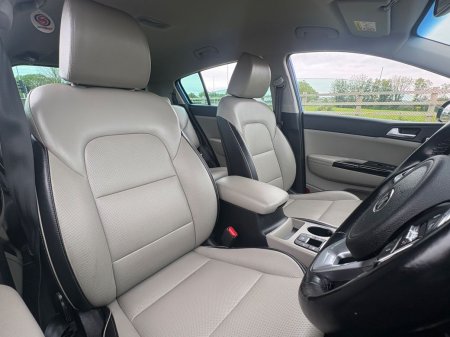 2021 Kia Sportage - photo 13